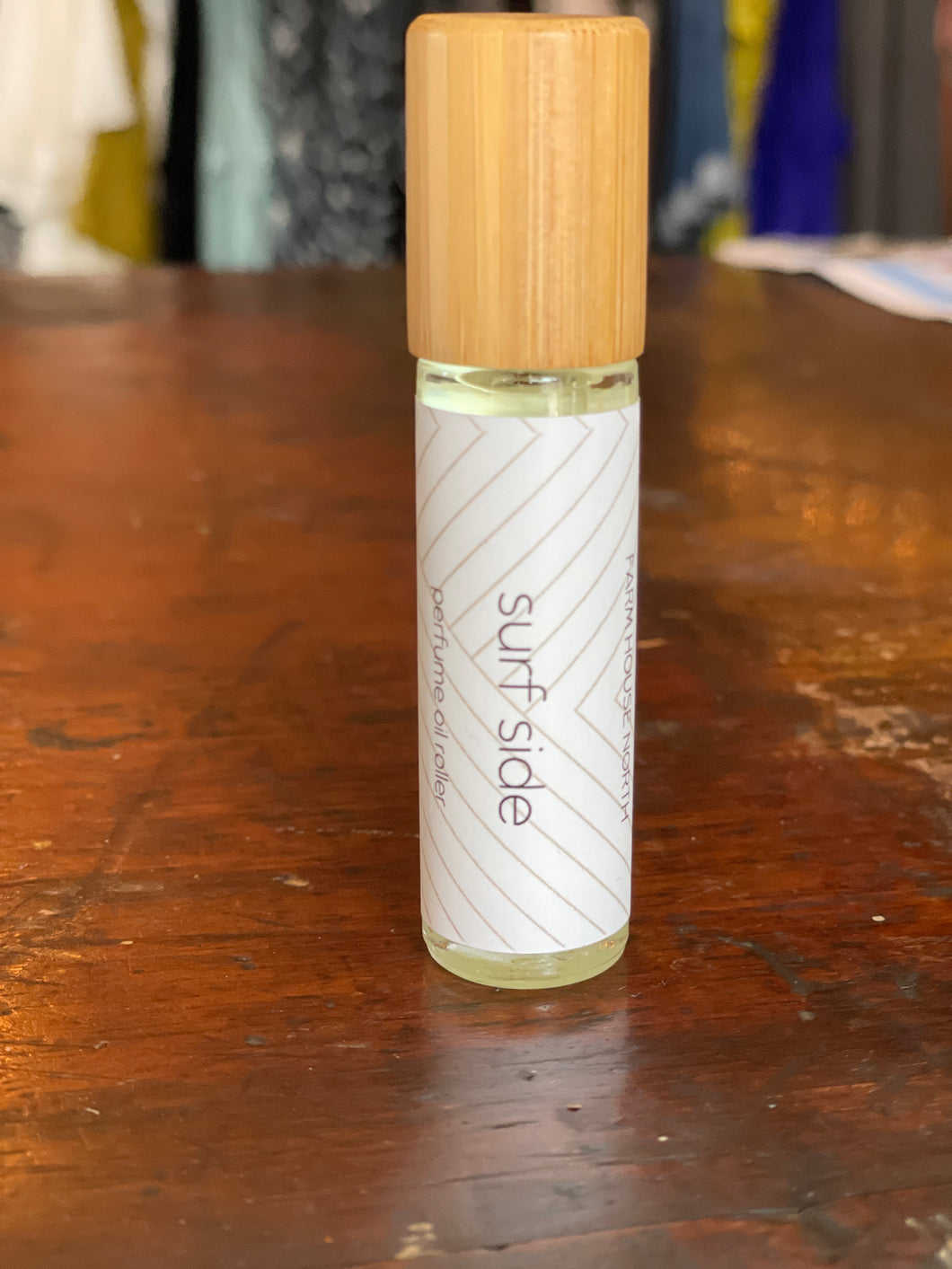 M- Surf side Oil roller perfume ( Farm House North)