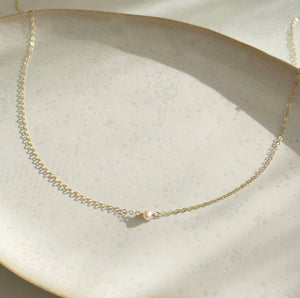 Token Jewelry - Mini Pearl Necklace