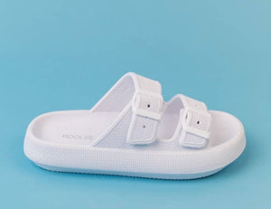 M- Nori white Sandals
