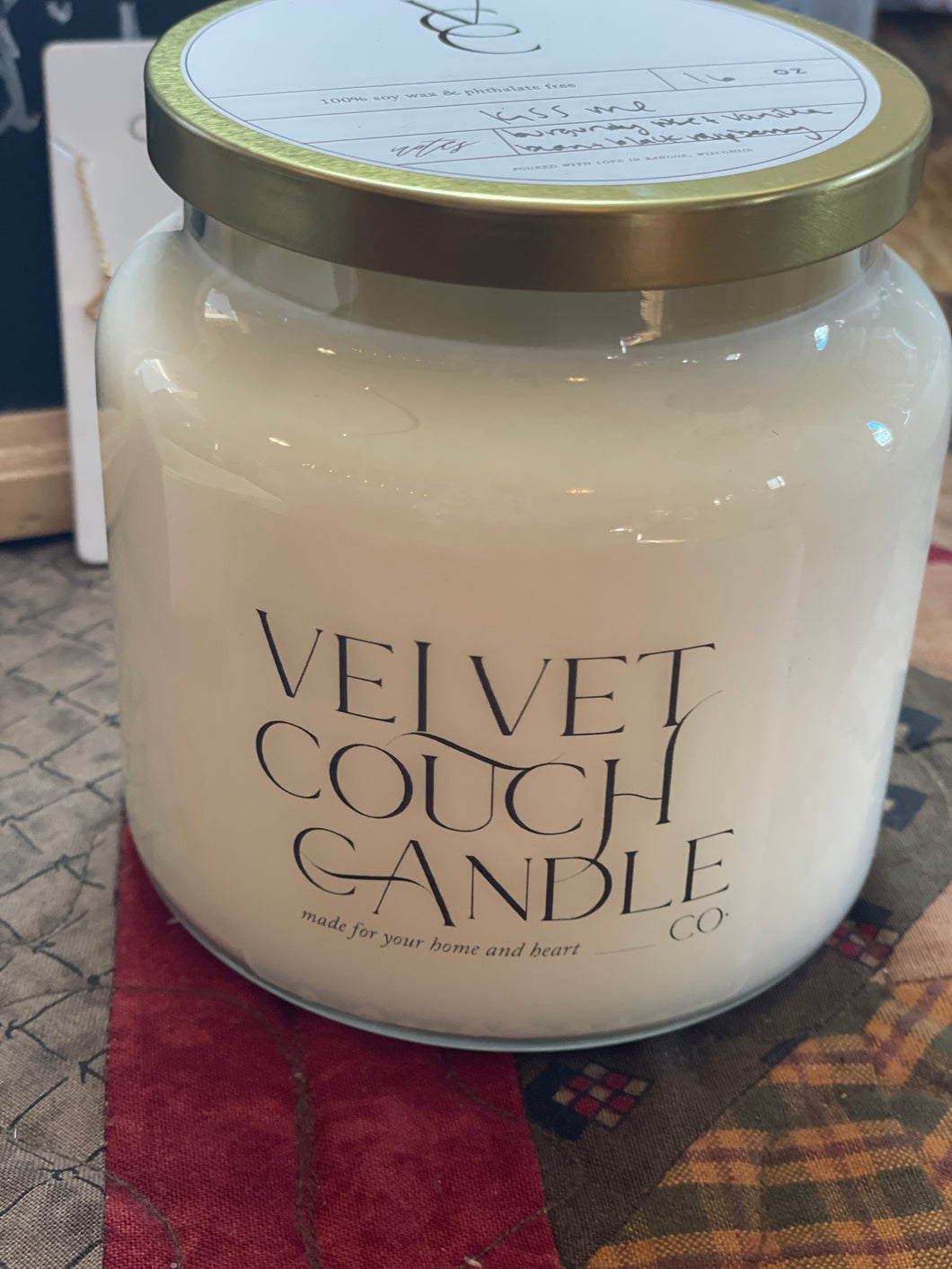 M- February Monthly candle( Kiss Me ) Velvet Couch Candle Co.